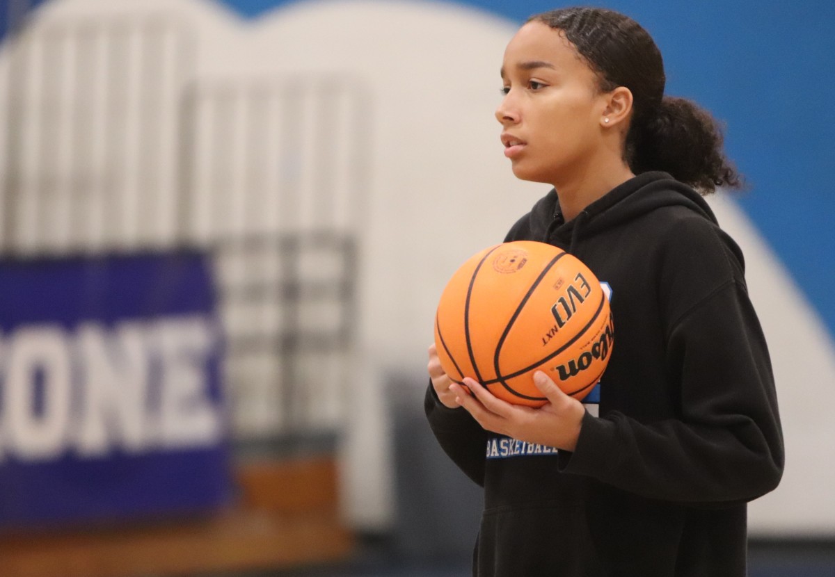 Carrington Davis has a scholarship offer secured to Riverside, but will likely be getting more offers following a big junior season. 